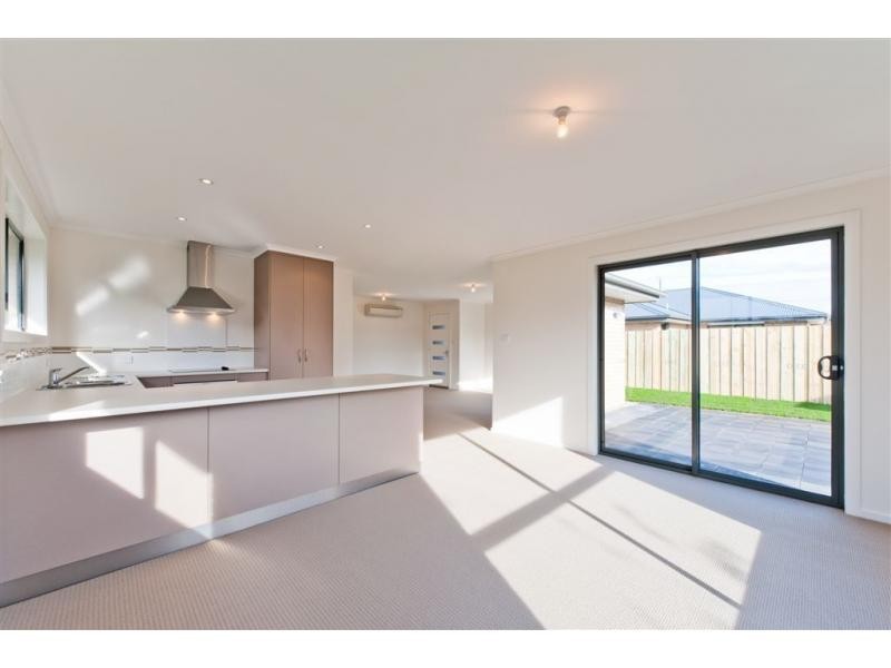 1 & 2/30 Arthur Street, Sorell TAS 7172