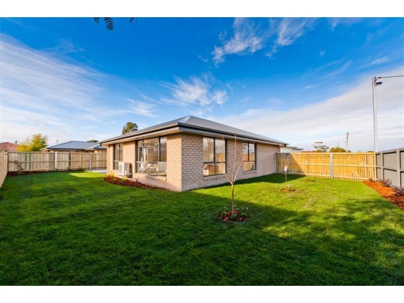 1 & 2/30 Arthur Street, Sorell TAS 7172