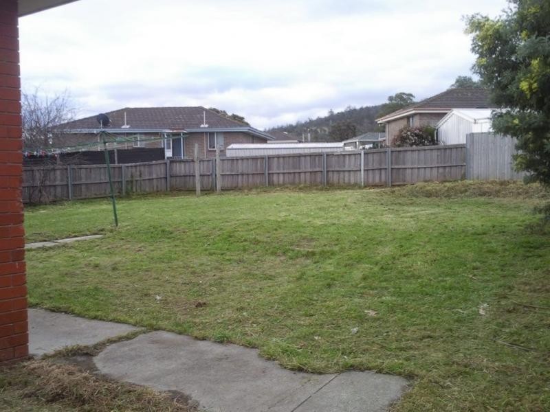 27 Bradman Street, Clarendon Vale TAS 7019