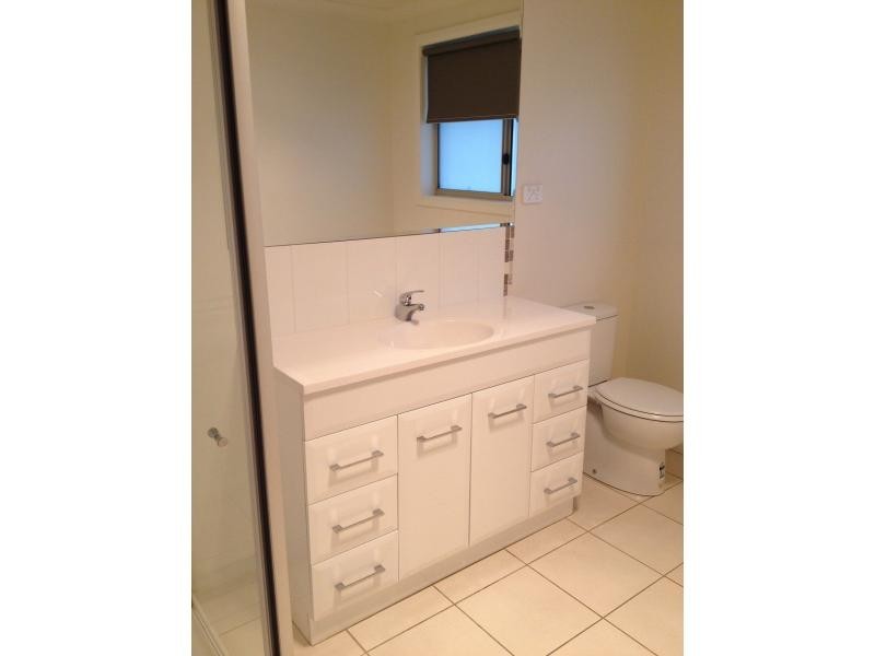 2/25a Adelaide Street, Westbury TAS 7303