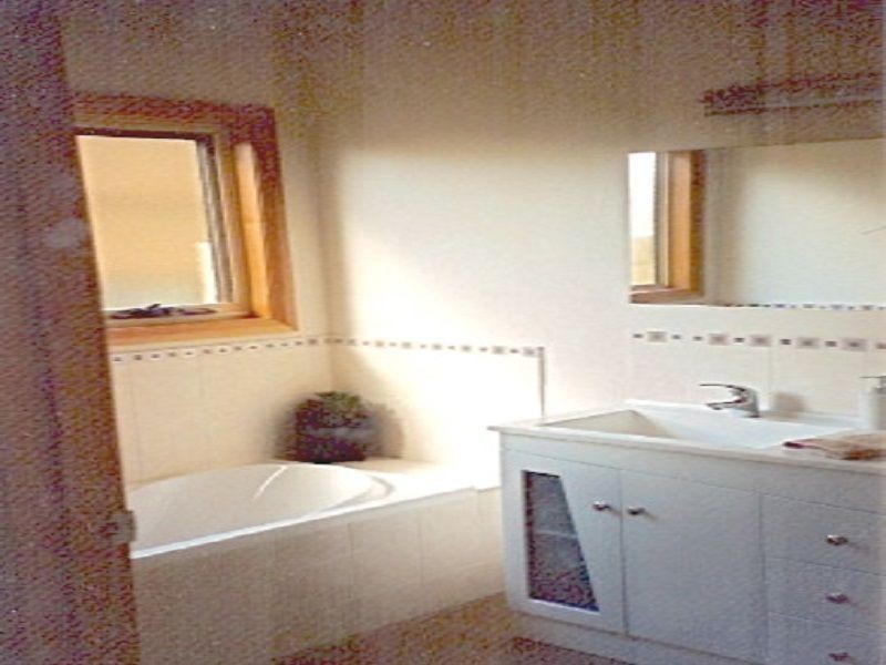 Trevallyn TAS 7250