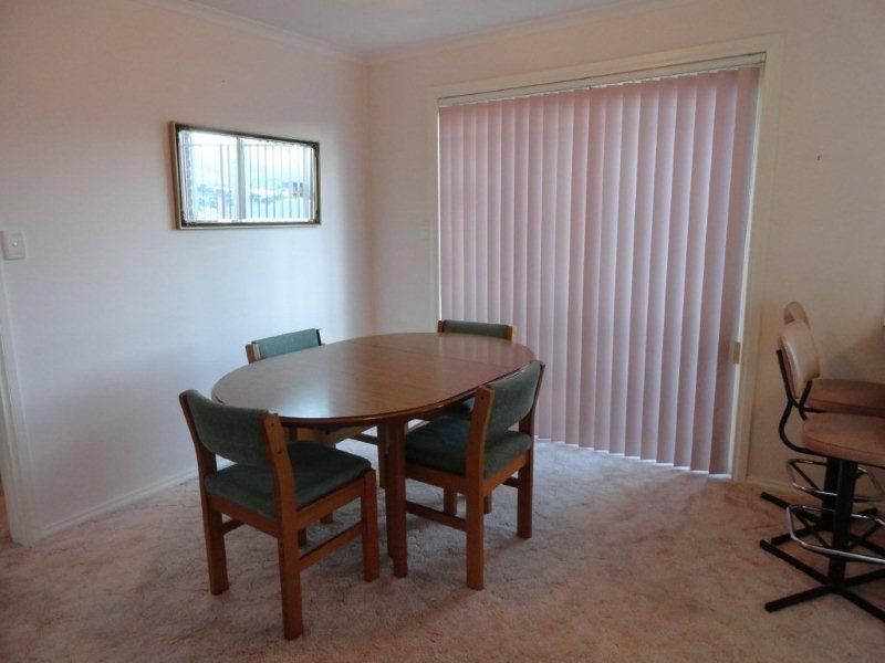 3/6 Katrina Court, Lindisfarne TAS 7015