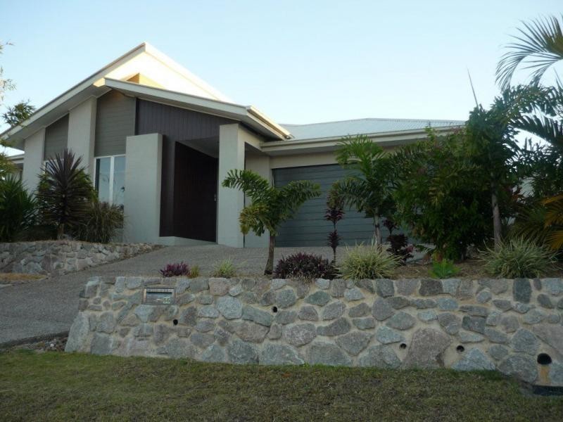 Peregian Springs QLD 4573