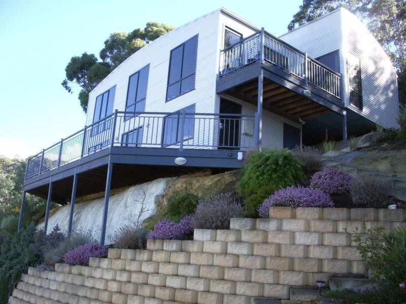 40 Poets Road, West Hobart TAS 7000