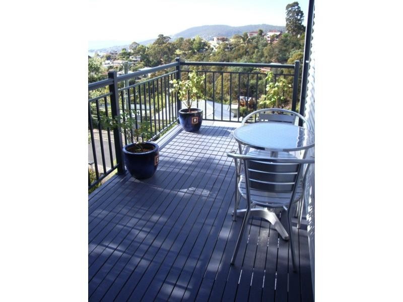 40 Poets Road, West Hobart TAS 7000