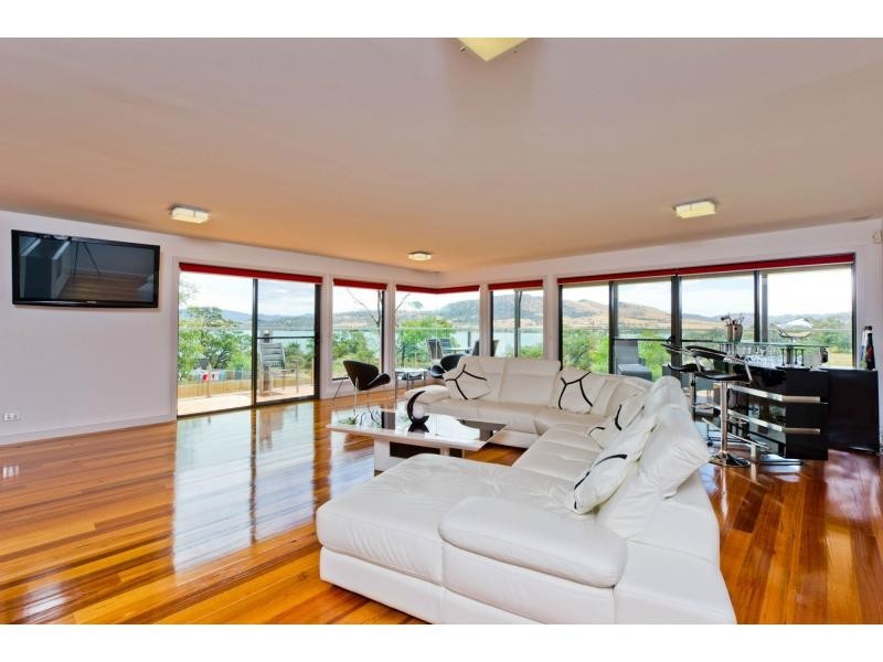 65 Reynolds Road, Midway Point TAS 7171