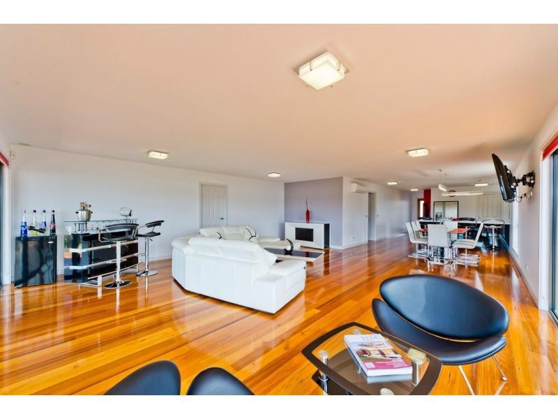 65 Reynolds Road, Midway Point TAS 7171