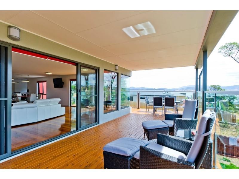 65 Reynolds Road, Midway Point TAS 7171