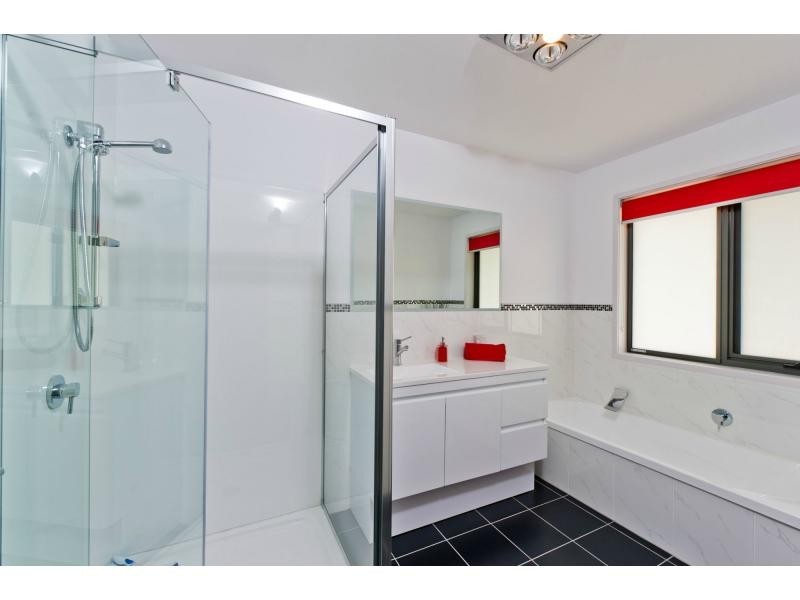 65 Reynolds Road, Midway Point TAS 7171