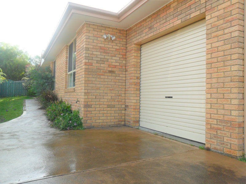 Unit 2/82 Willowbend Road, Kingston TAS 7050