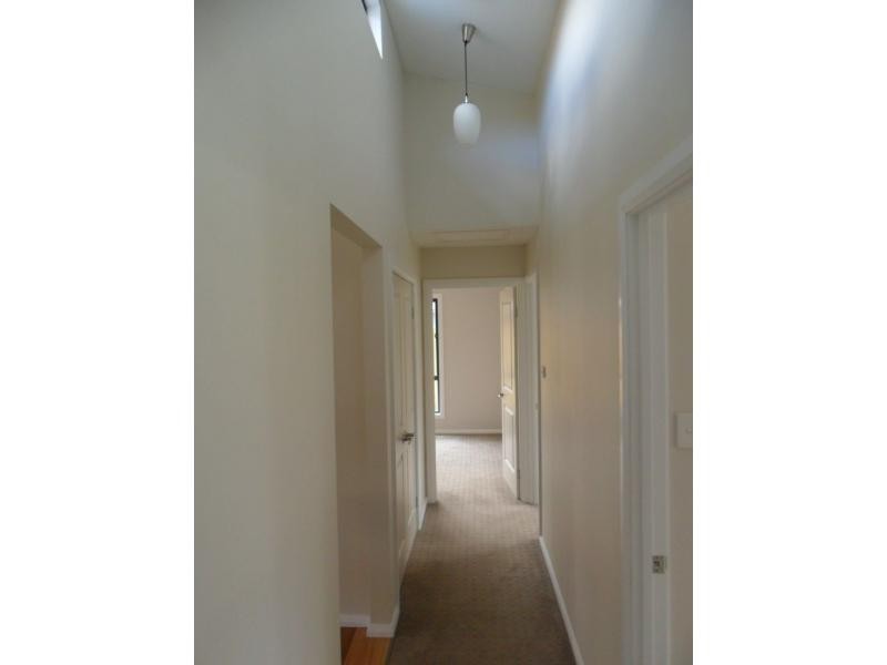 2/5 Owen Place, Summerhill TAS 7250