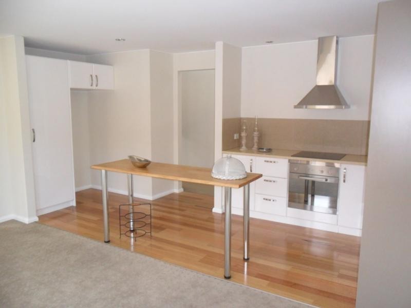 2/5 Owen Place, Summerhill TAS 7250