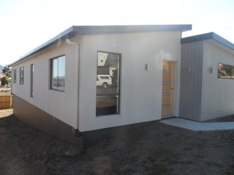 22 Tenth Avenue, West Moonah TAS 7009