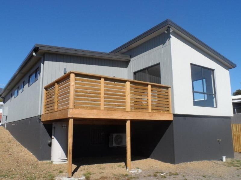 22 Tenth Avenue, West Moonah TAS 7009