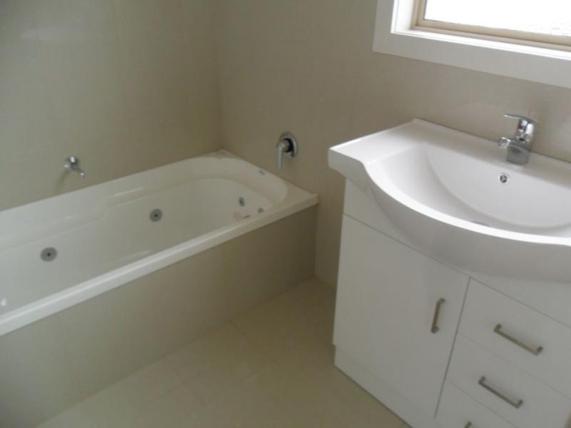 16 Macquarie Street, George Town TAS 7253