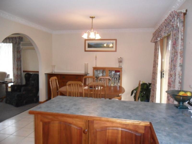 9 Kate Place, Summerhill TAS 7250