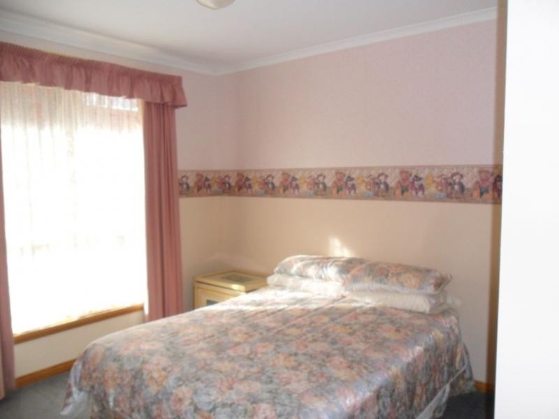 9 Kate Place, Summerhill TAS 7250