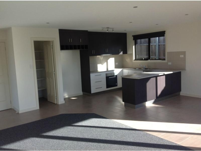 1-3 24 Henry Grove, Legana TAS 7277