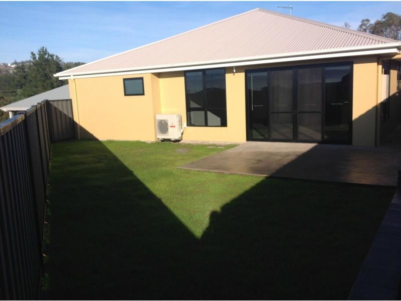 1-3 24 Henry Grove, Legana TAS 7277