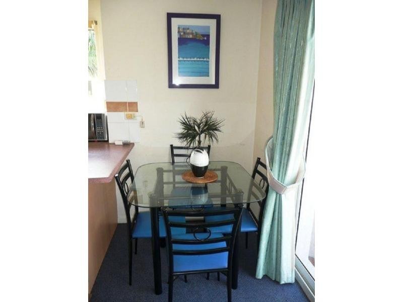 25 Markwell Avenue, Surfers Paradise QLD 4217