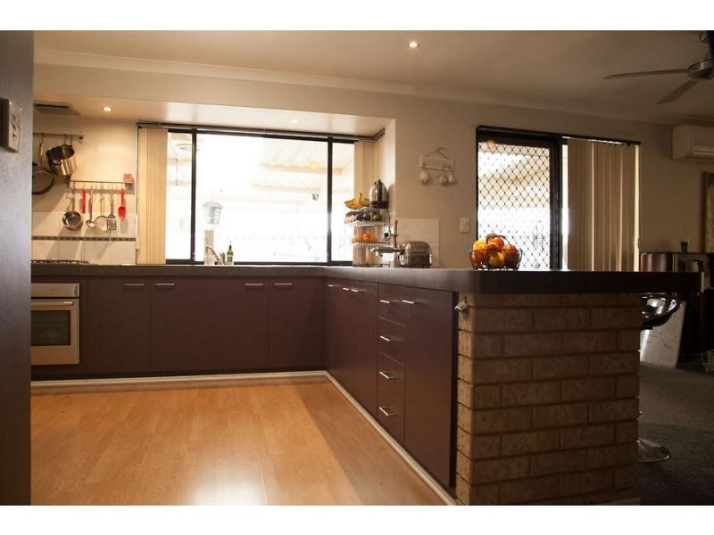 33 Belvoir Crescent, Orelia WA 6167