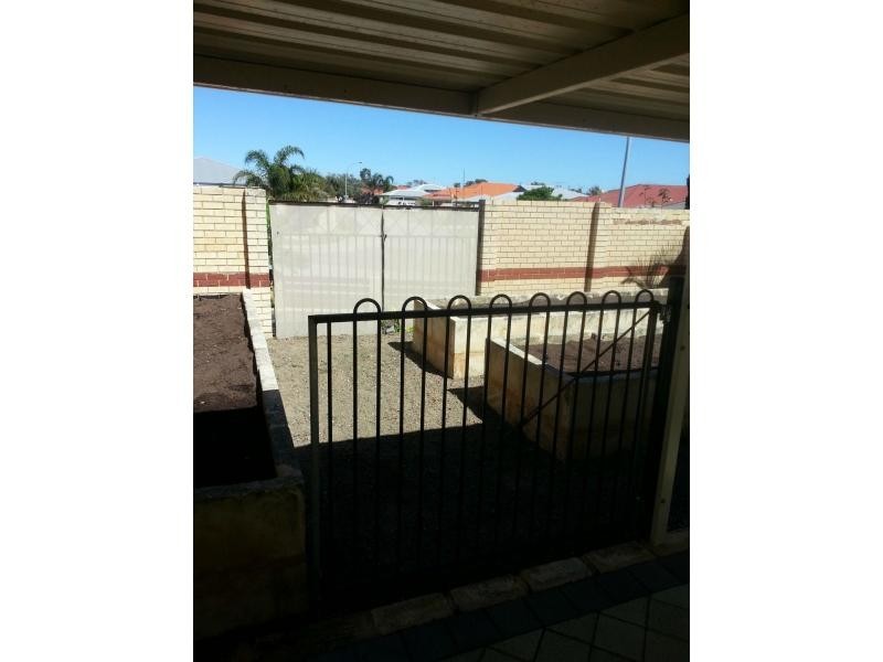 33 Belvoir Crescent, Orelia WA 6167