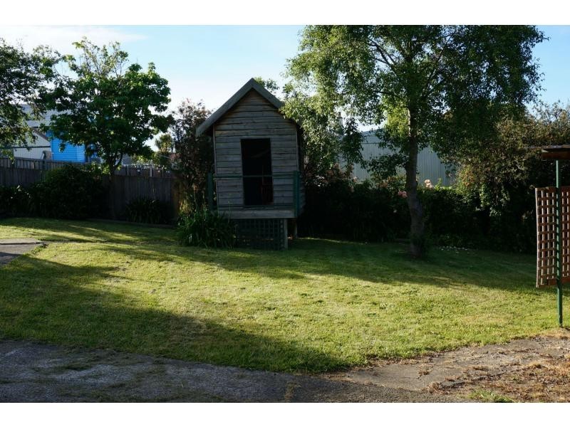 73 Paringa Avenue, Newnham TAS 7248