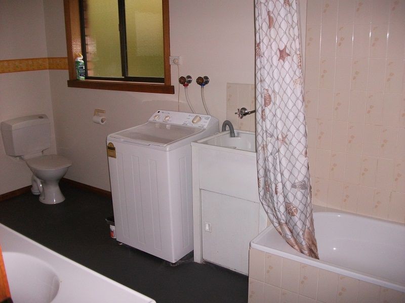 4/35-37 Snow Street, Newnham TAS 7248