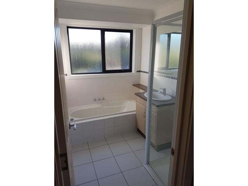 2/31 Henry Grove, Legana TAS 7277