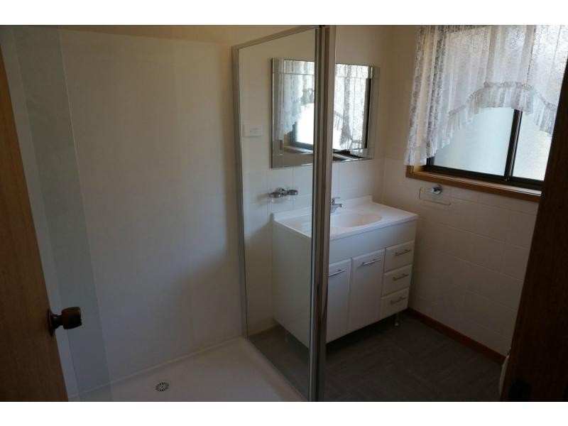 2/169 Hobart Road, Kings Meadows TAS 7249