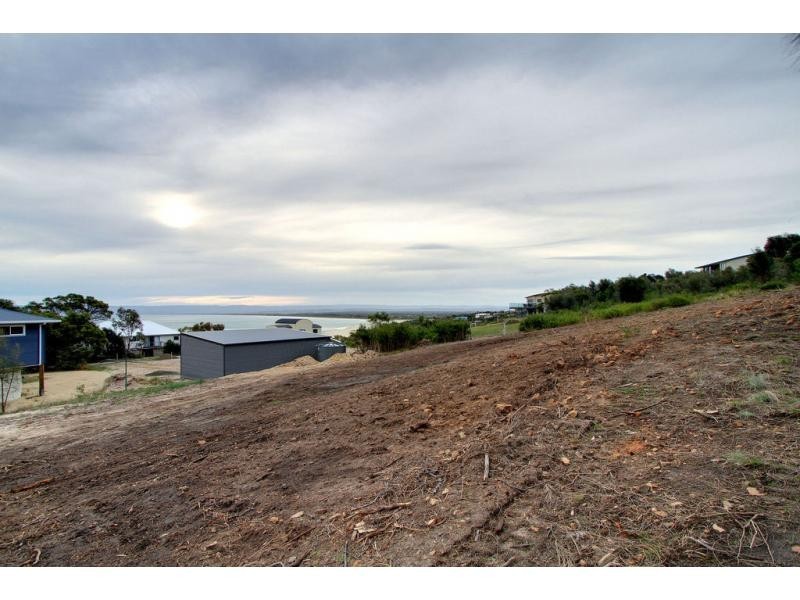 30 Oyster Bay Court, Coles Bay TAS 7215