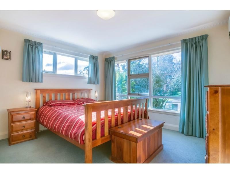 34 Veronica Crescent, Norwood TAS 7250