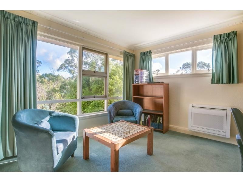 34 Veronica Crescent, Norwood TAS 7250