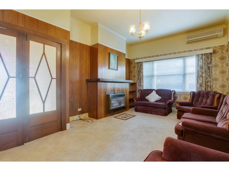 17 South Street, Invermay TAS 7248