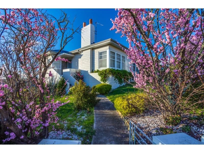 16 Amy Road, Newstead TAS 7250