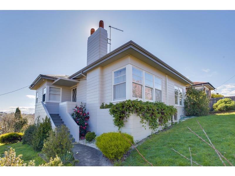 16 Amy Road, Newstead TAS 7250