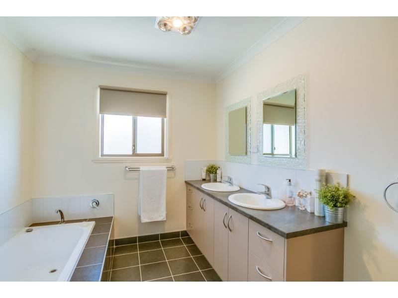 6 Belt Drive, Prospect Vale TAS 7250