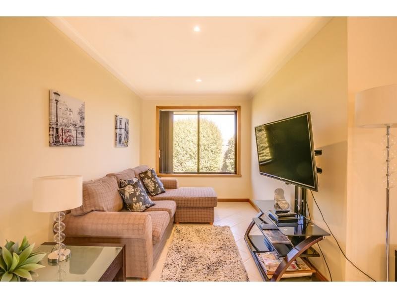 10 Estramina Court, Youngtown TAS 7249