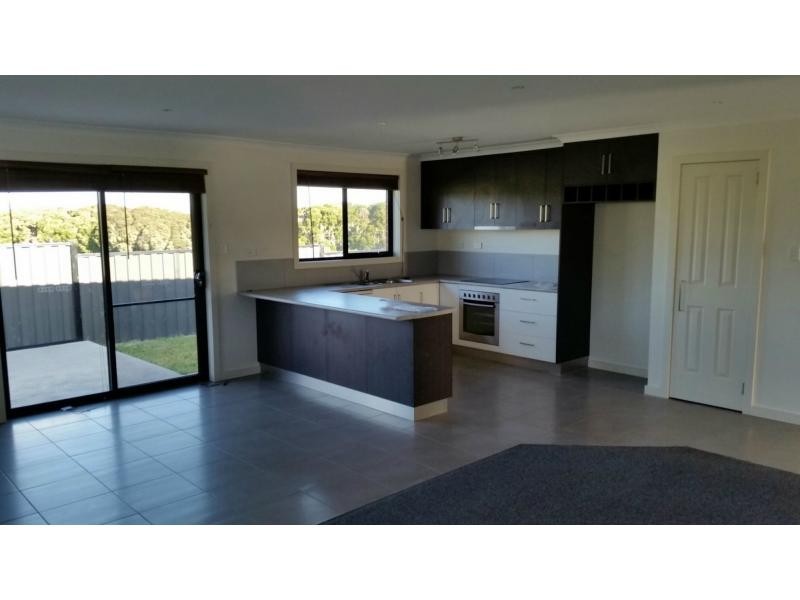 2/6 Lovely Banks Court, Legana TAS 7277