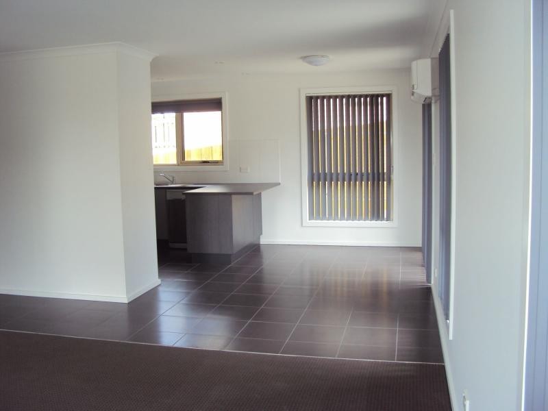 2/73 Hobart Road, Kings Meadows TAS 7249