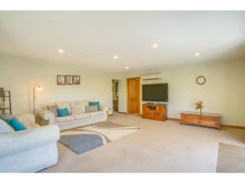 32 Main Road, Exeter TAS 7275