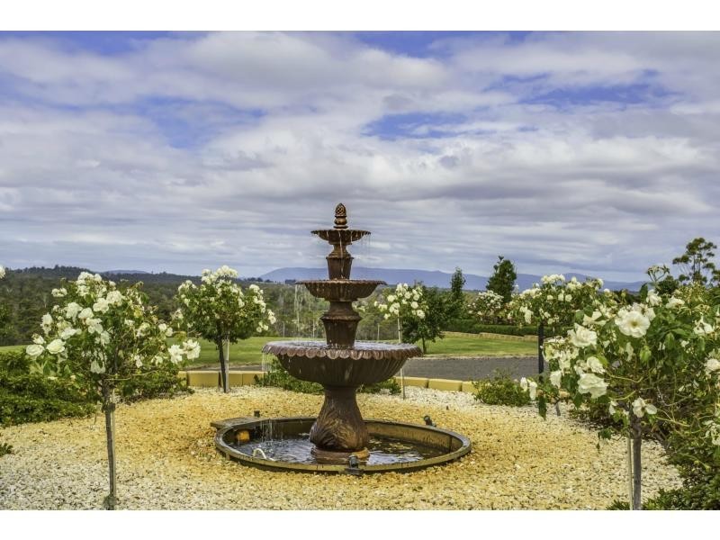 13 Duncraggen Road, Jetsonville TAS 7260