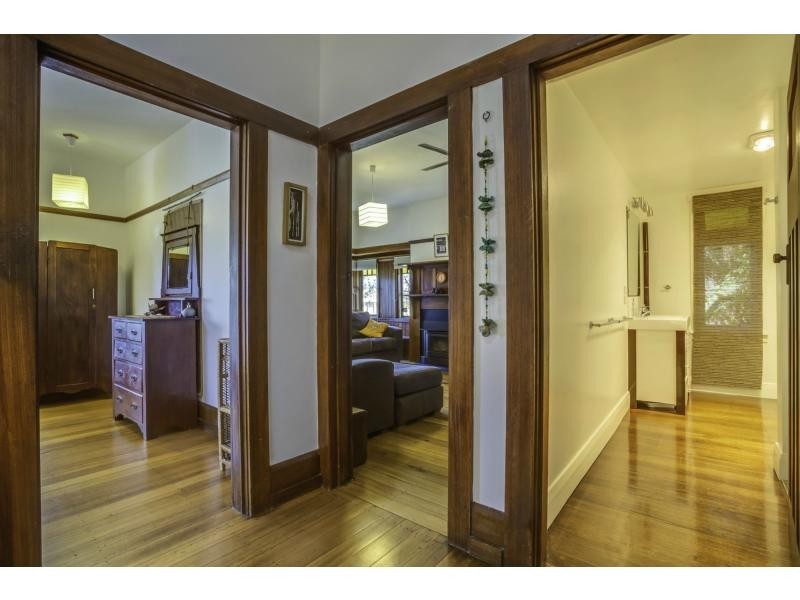 1 Luck Street, Mowbray TAS 7248