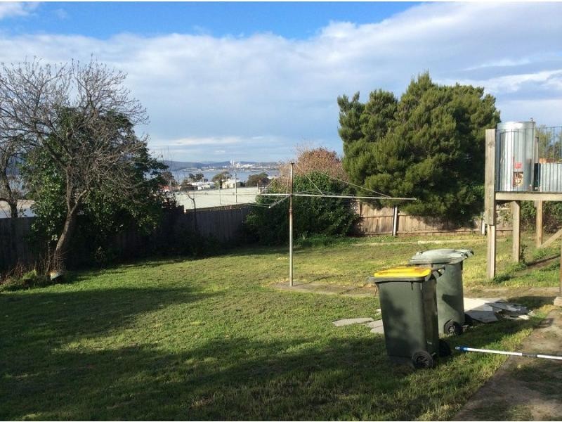 5 Pekurn Crescent, Berriedale TAS 7011