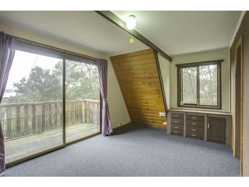 12 Lanena Crescent, Lanena TAS 7275
