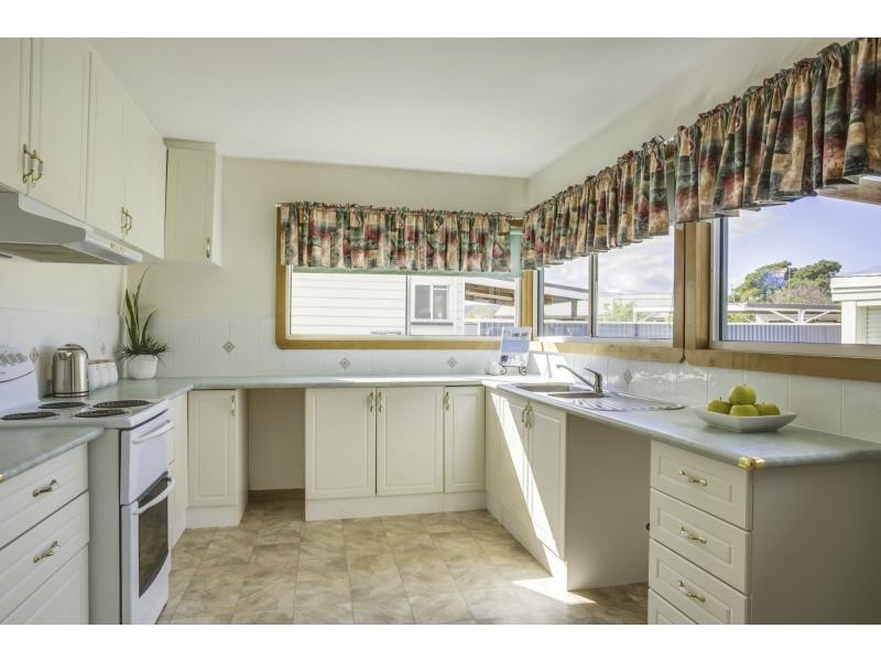 23 Joffre Street, Mowbray TAS 7248