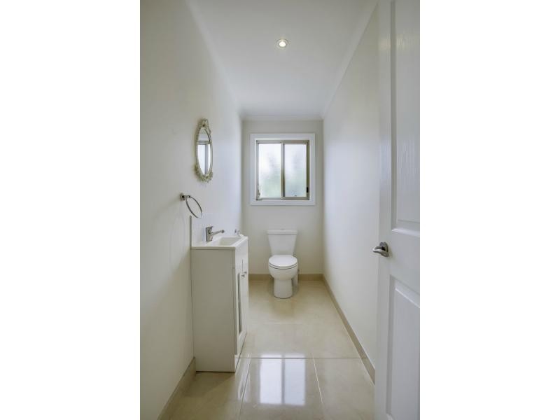 2/35 Rothesay Close, Newnham TAS 7248