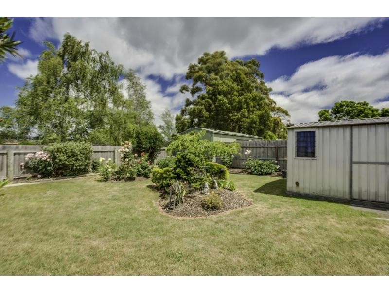 23 Packham Street, Newnham TAS 7248