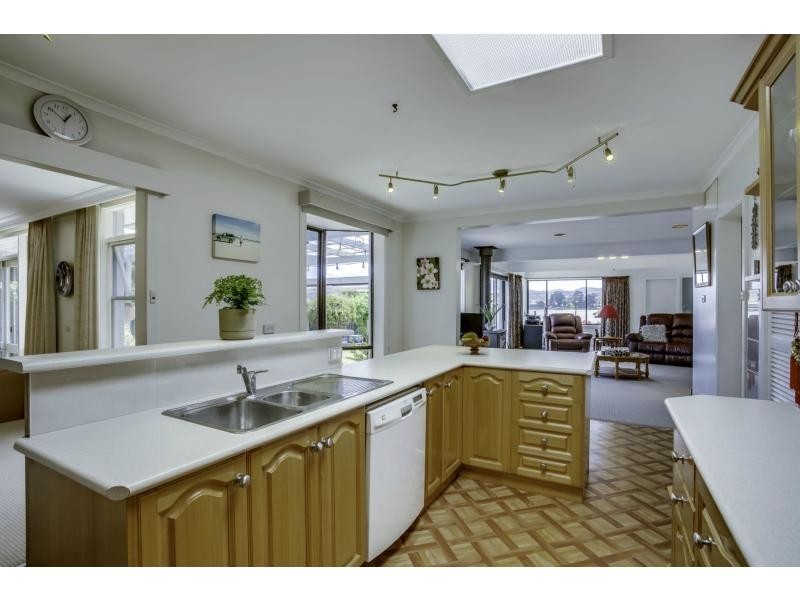 24 Beach Road, Legana TAS 7277