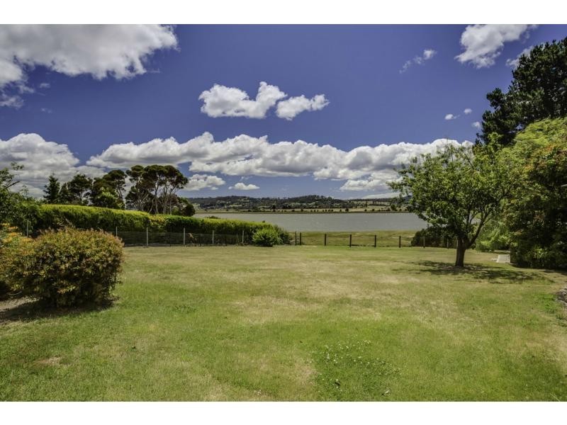 24 Beach Road, Legana TAS 7277